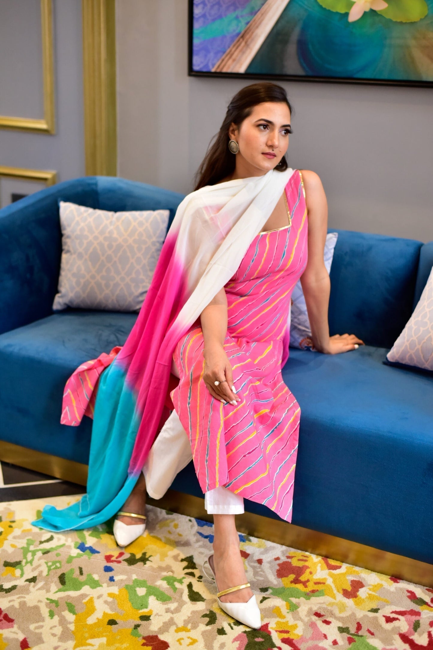 pink leheriya kurta set