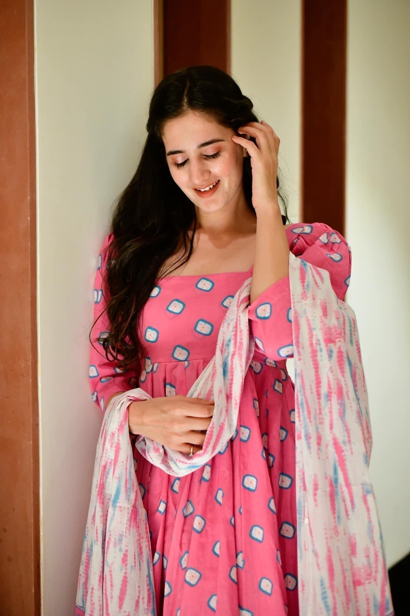 pink swan cotton suit set