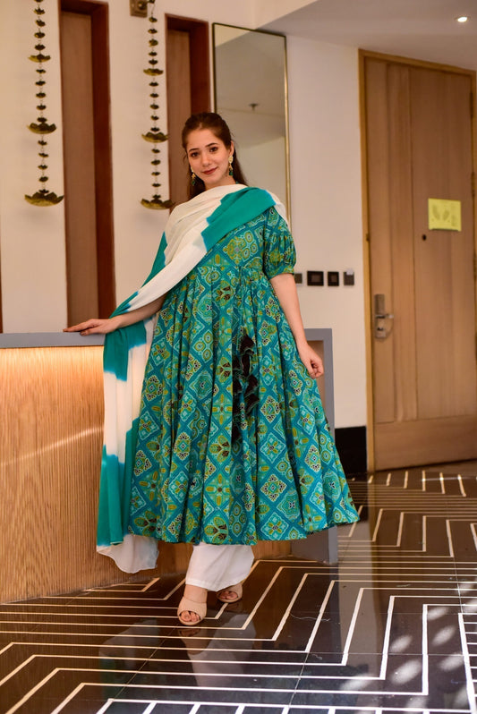 sowjanya green bandhej suit set