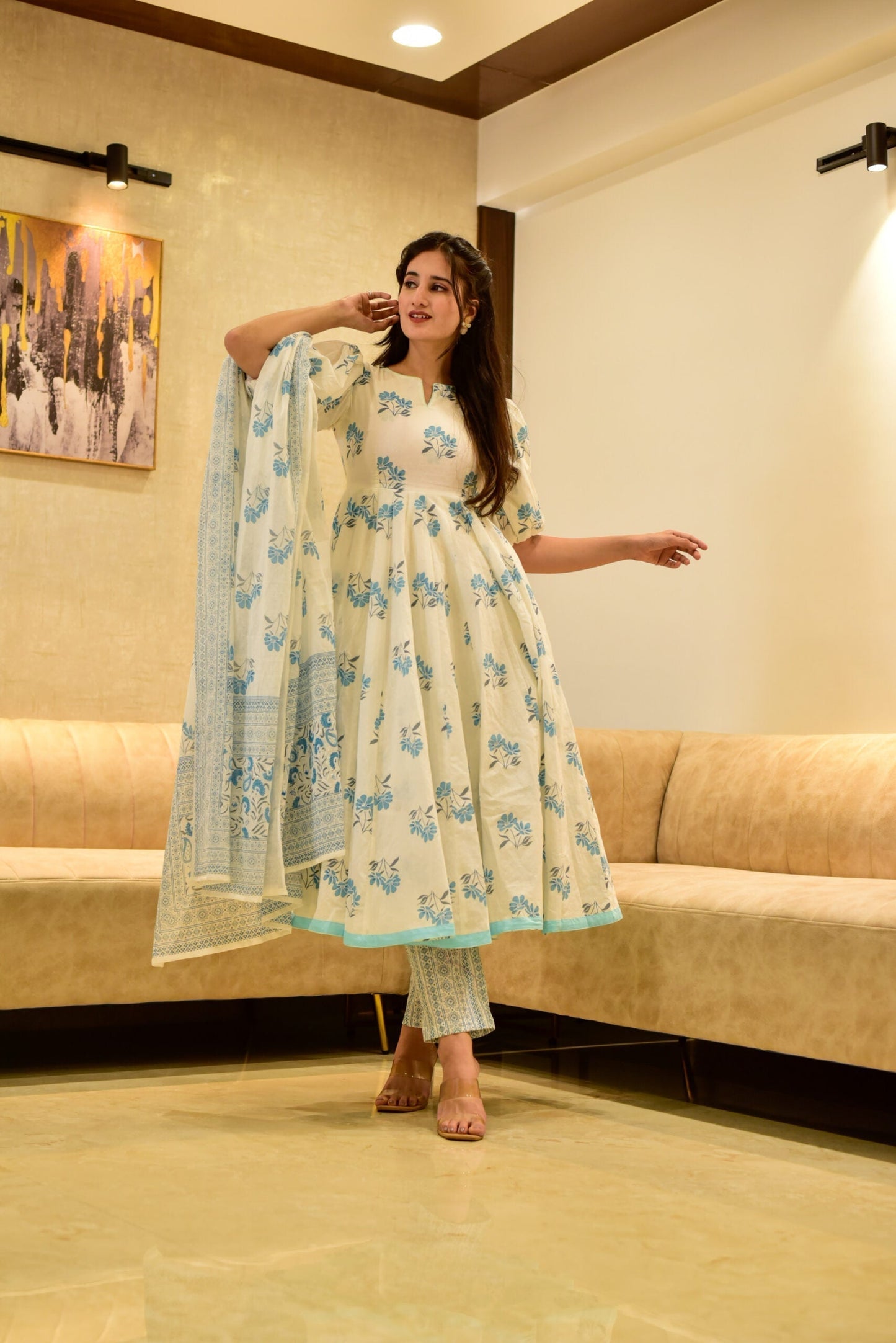 white &amp; blue flora cotton suit set