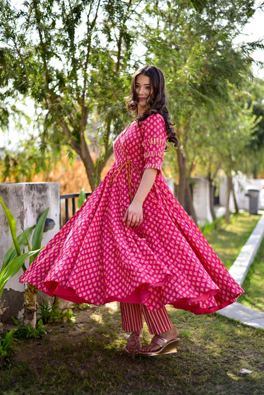 neelima pink kurta set