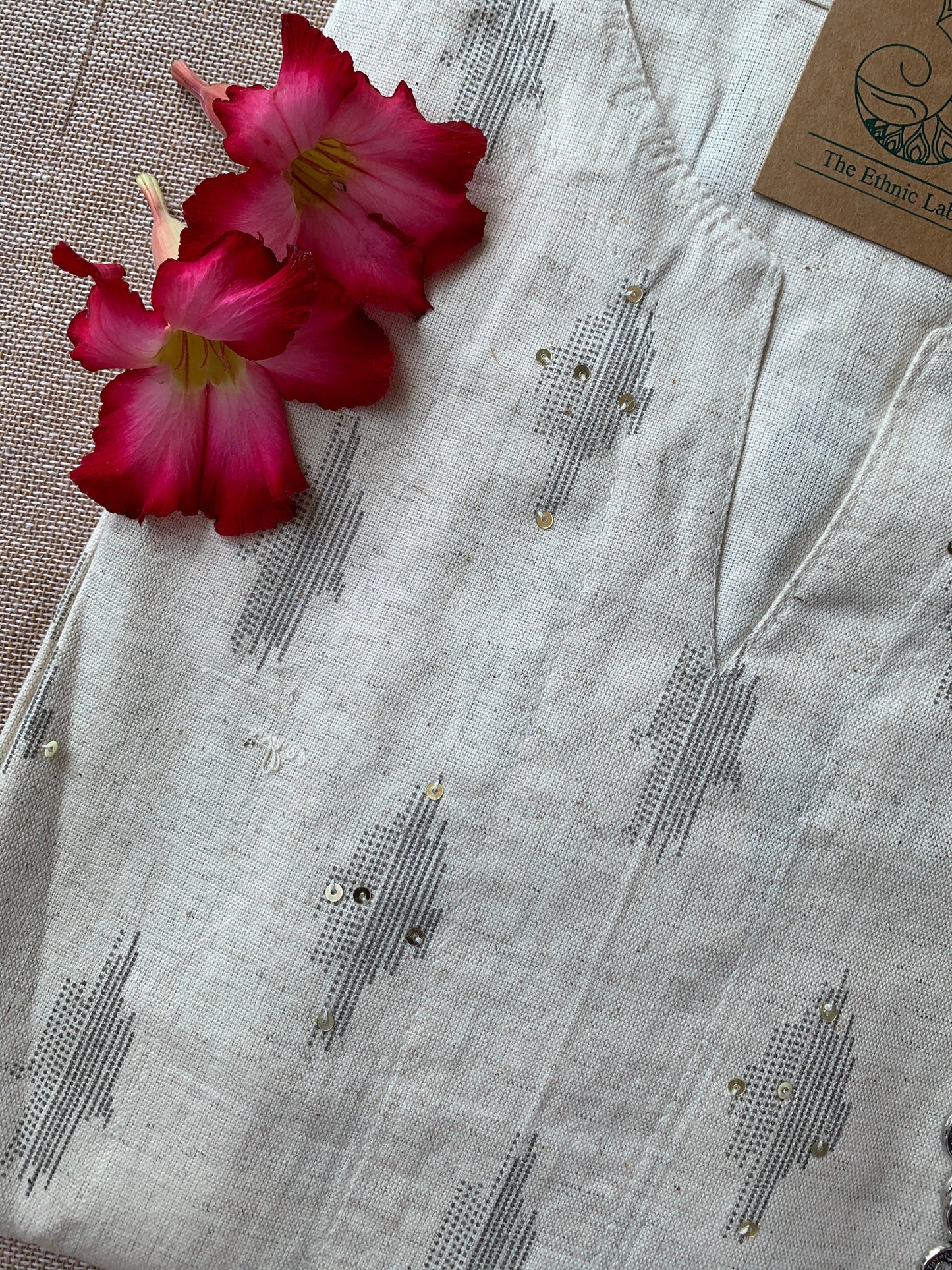 White Handcrafted Ikat Cotton Kurta