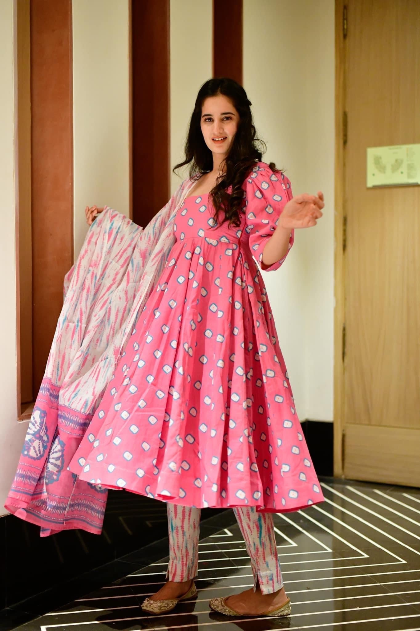 pink swan cotton suit set