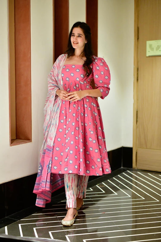 pink swan cotton suit set