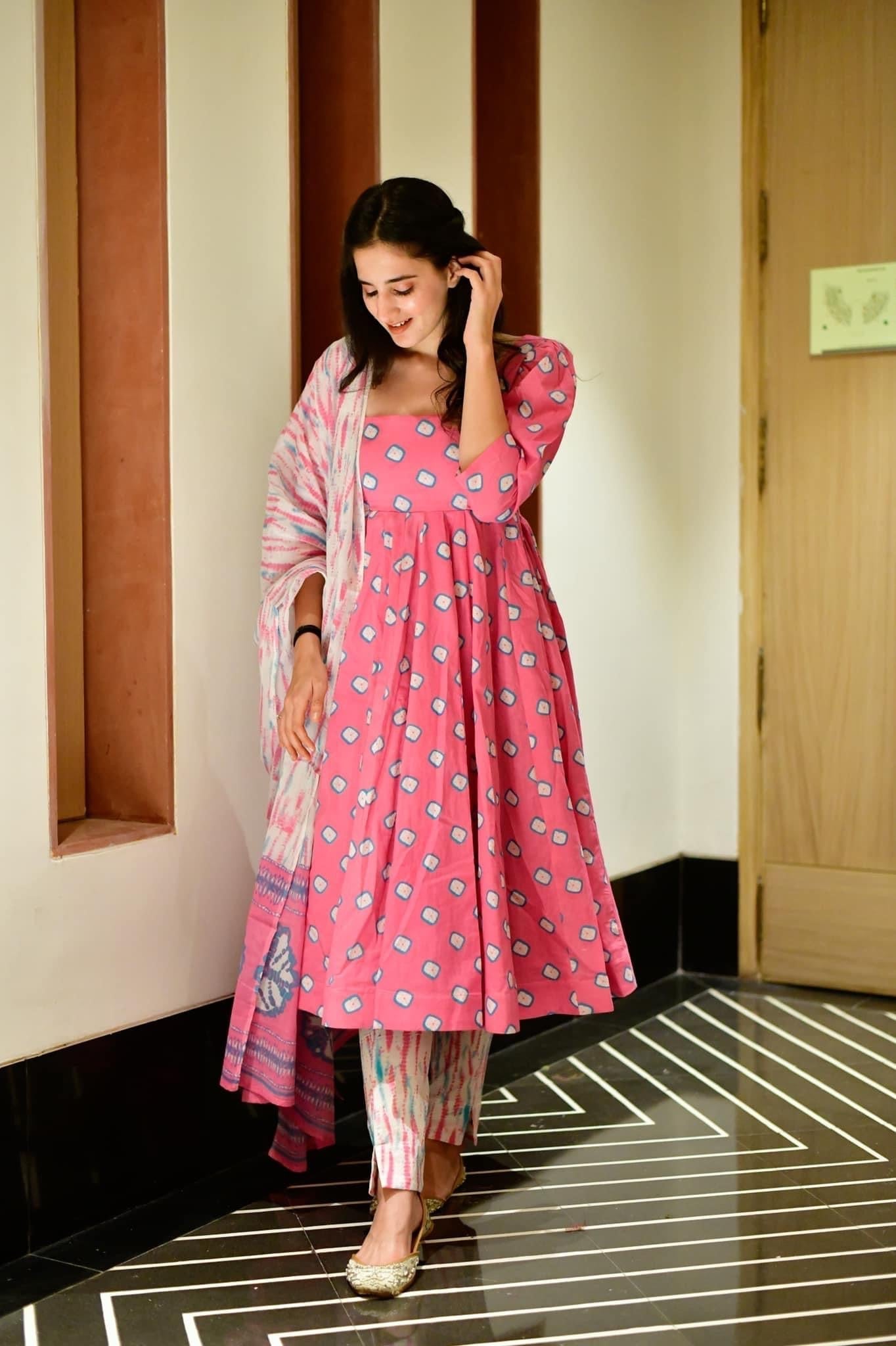 pink swan cotton suit set