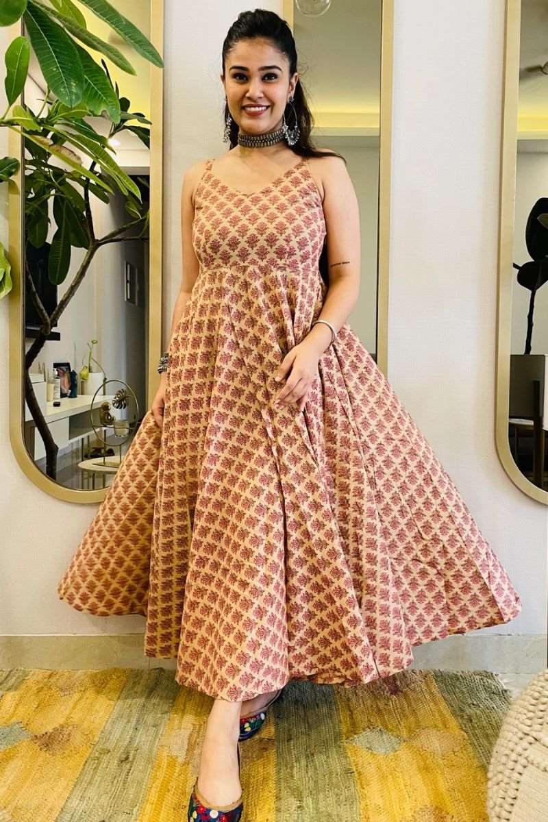 PEACH FLORAL TWIRL DRESS